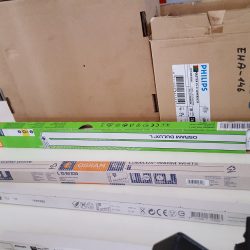 Diverse lampi economice si materiale electrice