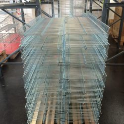 Display din grilaj pt europalet