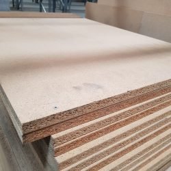 Polite din PAL pt rafturi